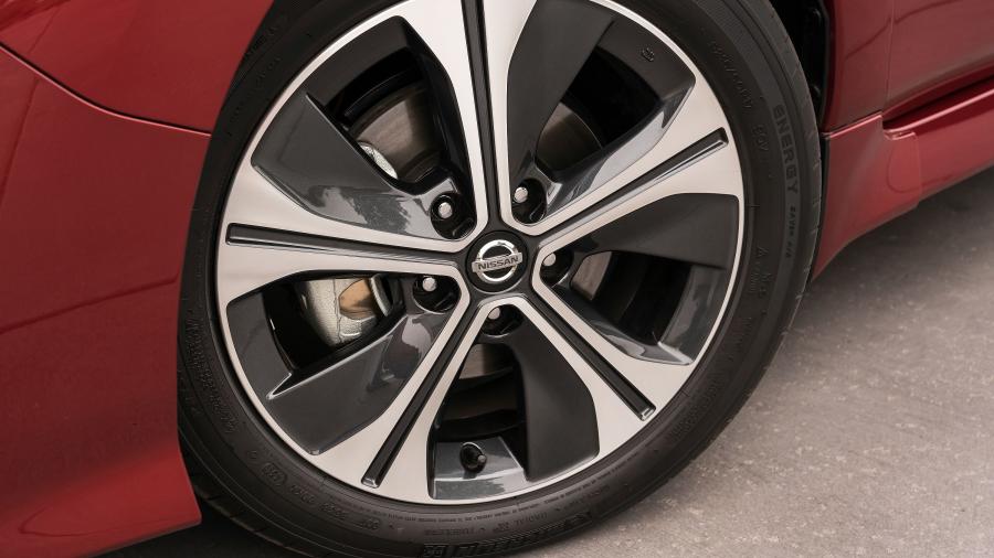 Колеса Nissan Leaf 2018 года  (NA) (фото 23 из 104)